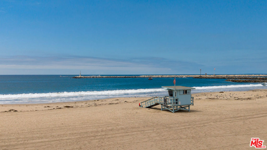 6419 Ocean Front Walk - Photo 34
