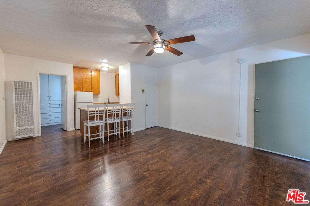 275 Lucas Avenue - Photo 2