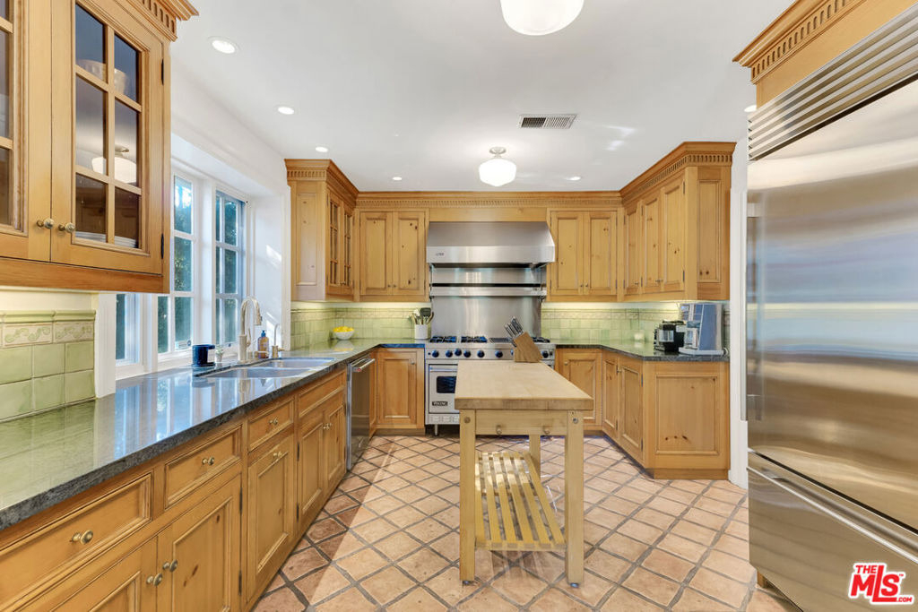 11951 Landale Street - Photo 15