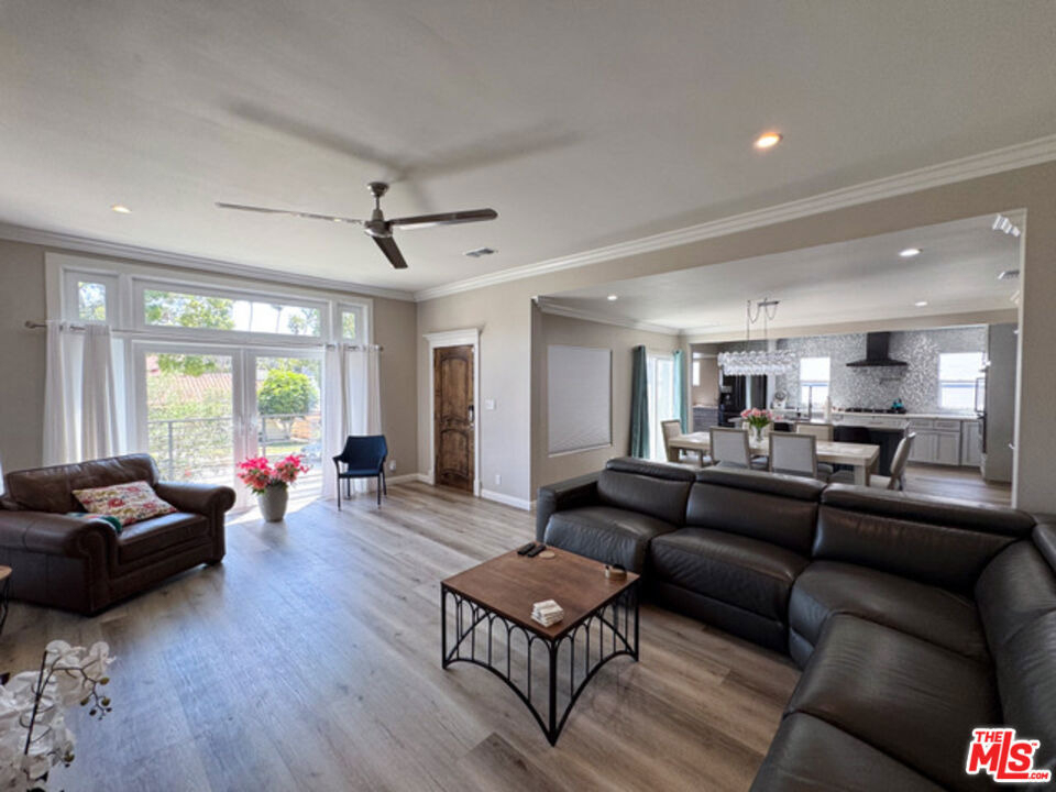 205 Quincy Avenue - Photo 3