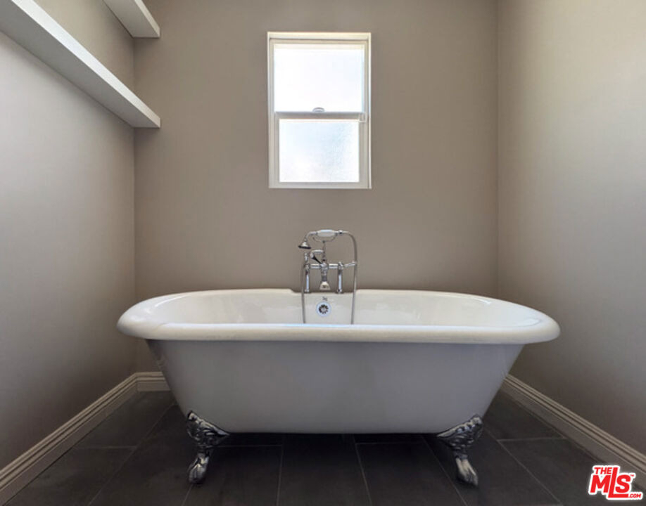 205 Quincy Avenue - Photo 11
