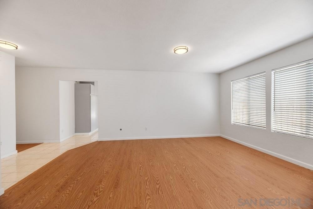 10359 Londonderry Ave - Photo 8