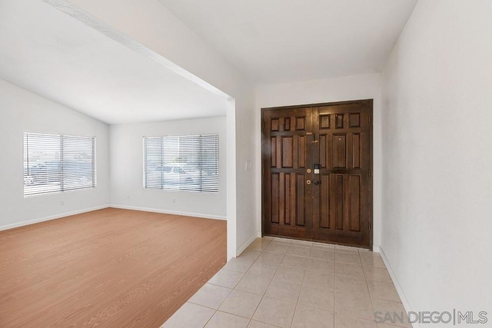 10359 Londonderry Ave - Photo 4