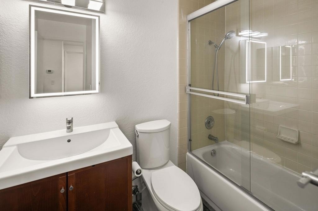 2445 Brant St - Photo 7