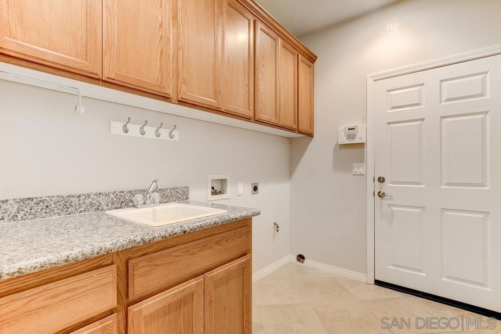 9504 Paseo De Los Castillos - Photo 5