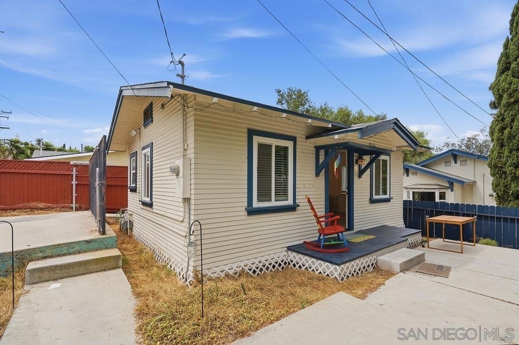4261 Maryland St - Photo 2