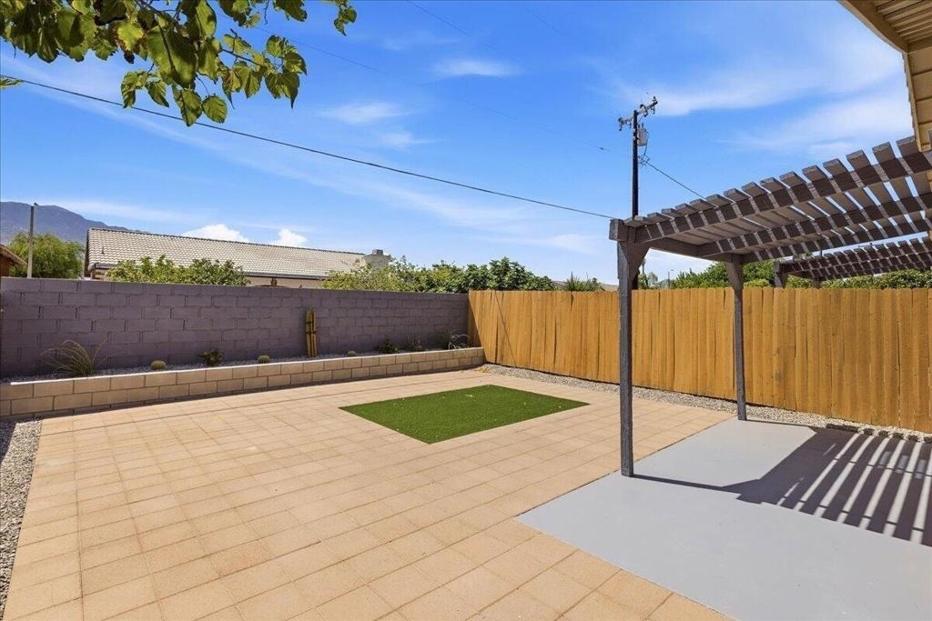 31601 Avenida Maravilla - Photo 0