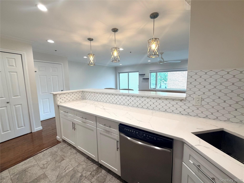 108 Atlantic Avenue - Photo 9