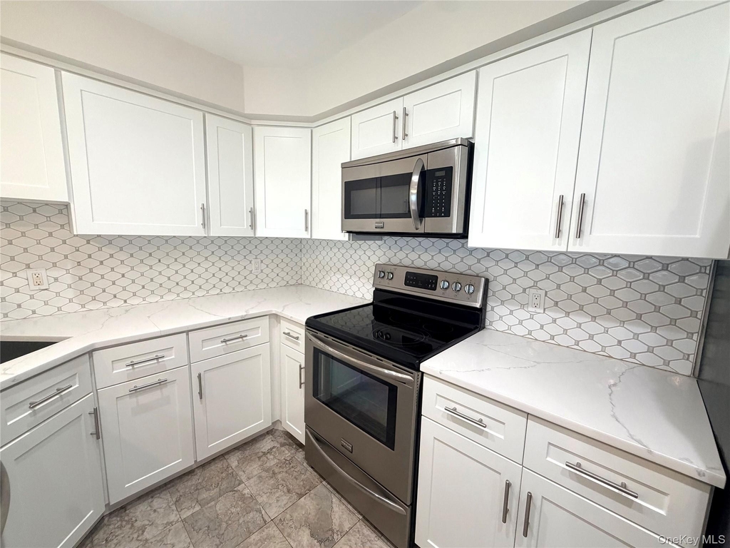 108 Atlantic Avenue - Photo 10
