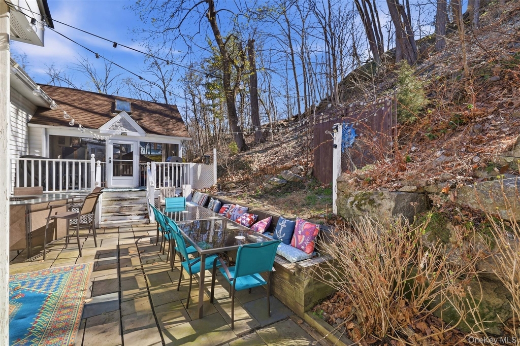 24 Mountain Road - Photo 2