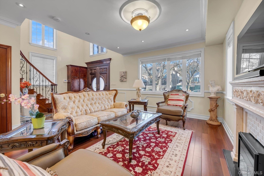 69-68 229th Street - Photo 4