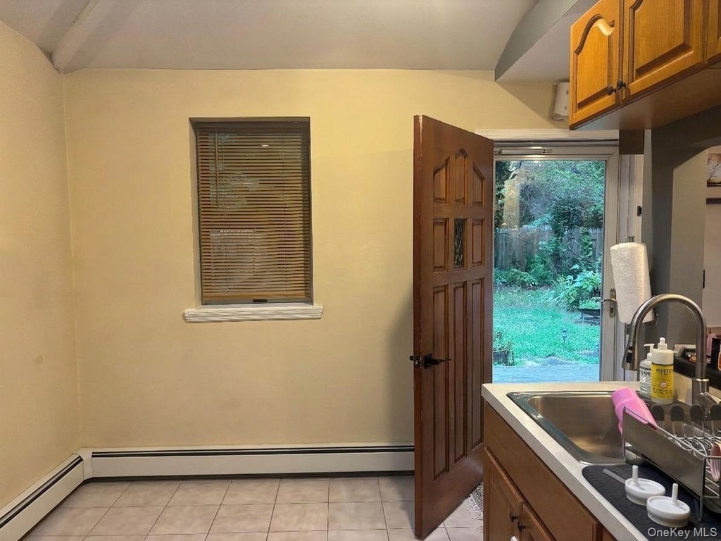 27 Otsego Avenue - Photo 2