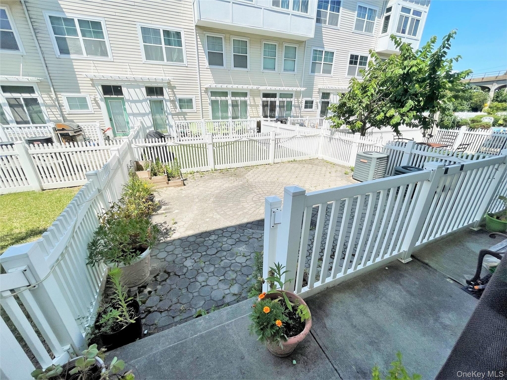 245 Beach Breeze Lane - Photo 22