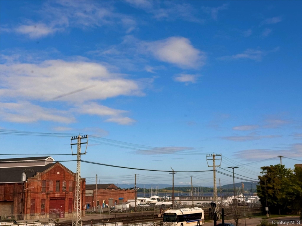 1 Depot Square - Photo 8