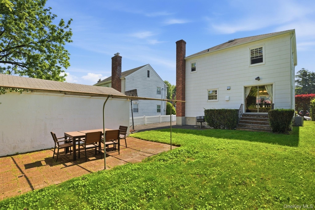 167 Gaylor Road - Photo 4