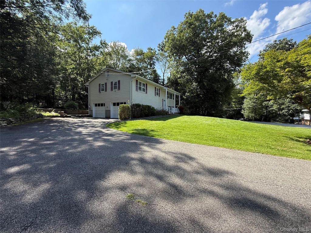 15 Kentwood Drive - Photo 1