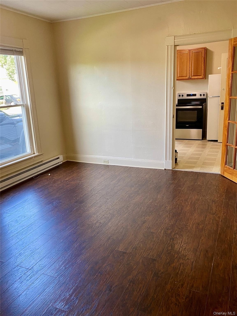 19 Memorial Avenue - Photo 6