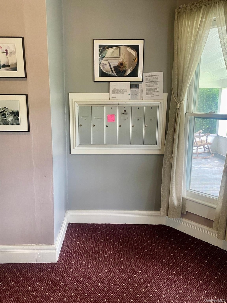 19 Memorial Avenue - Photo 11