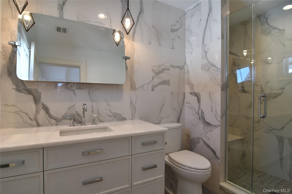 5 Madison Place - Photo 14