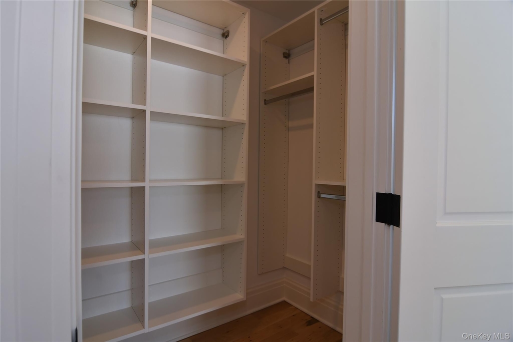 5 Madison Place - Photo 11