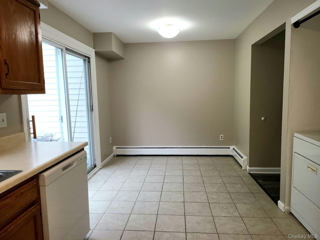 6 Maple Avenue - Photo 13
