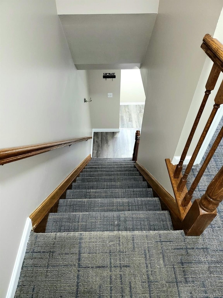 6 Maple Avenue - Photo 23