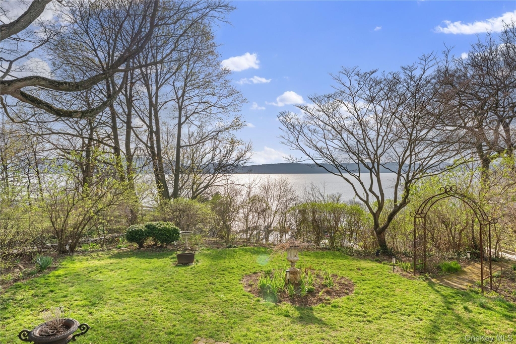 28 Hamilton Avenue - Photo 26