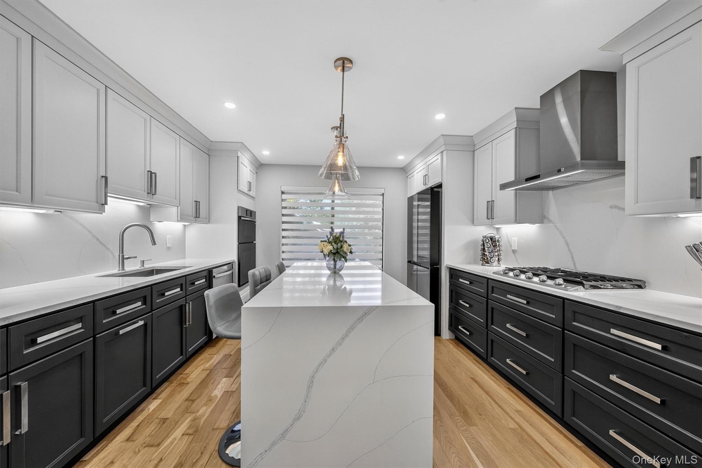 109 Woods End Road - Photo 9