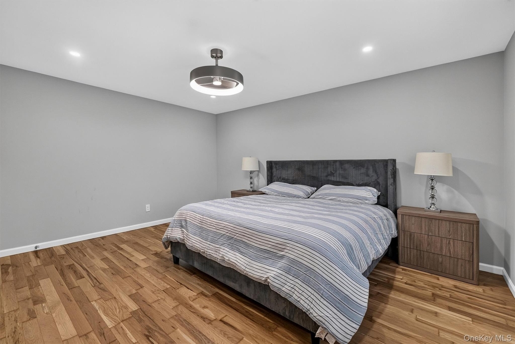 109 Woods End Road - Photo 21