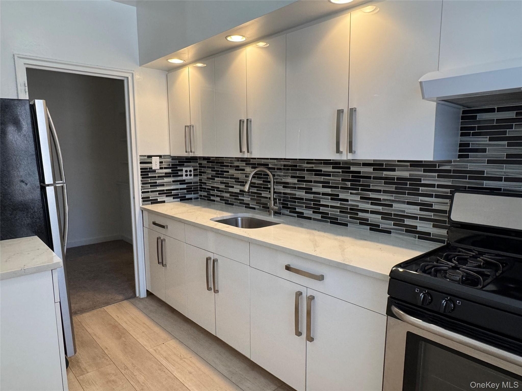 99-41 64th Avenue - Photo 2