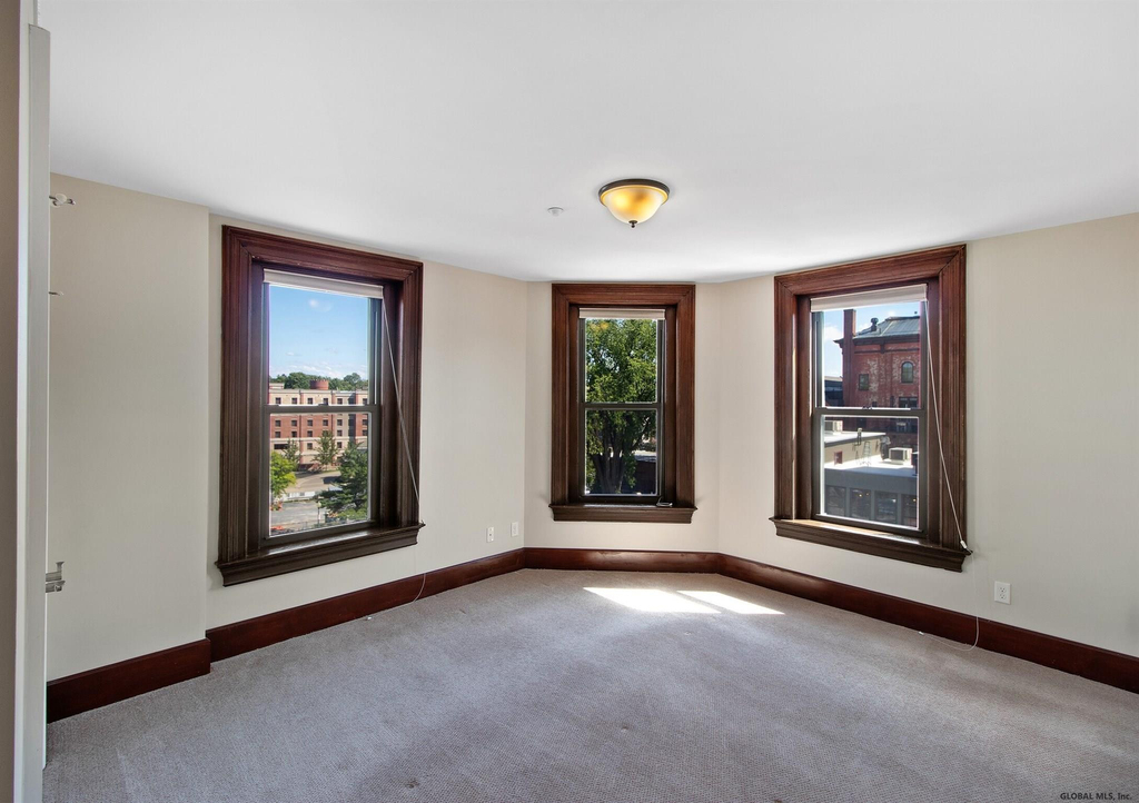 510 Broadway - Photo 9