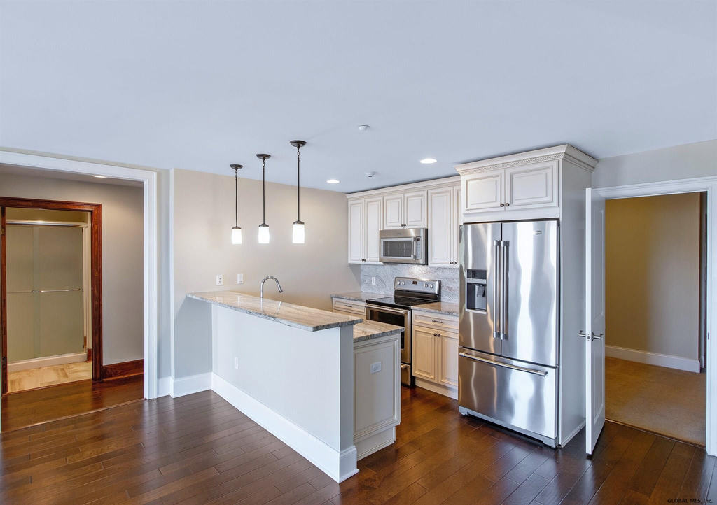 510 Broadway - Photo 6