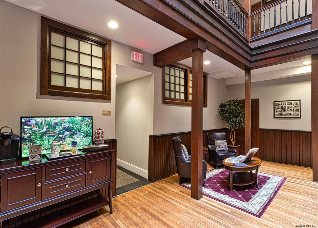 510 Broadway - Photo 19