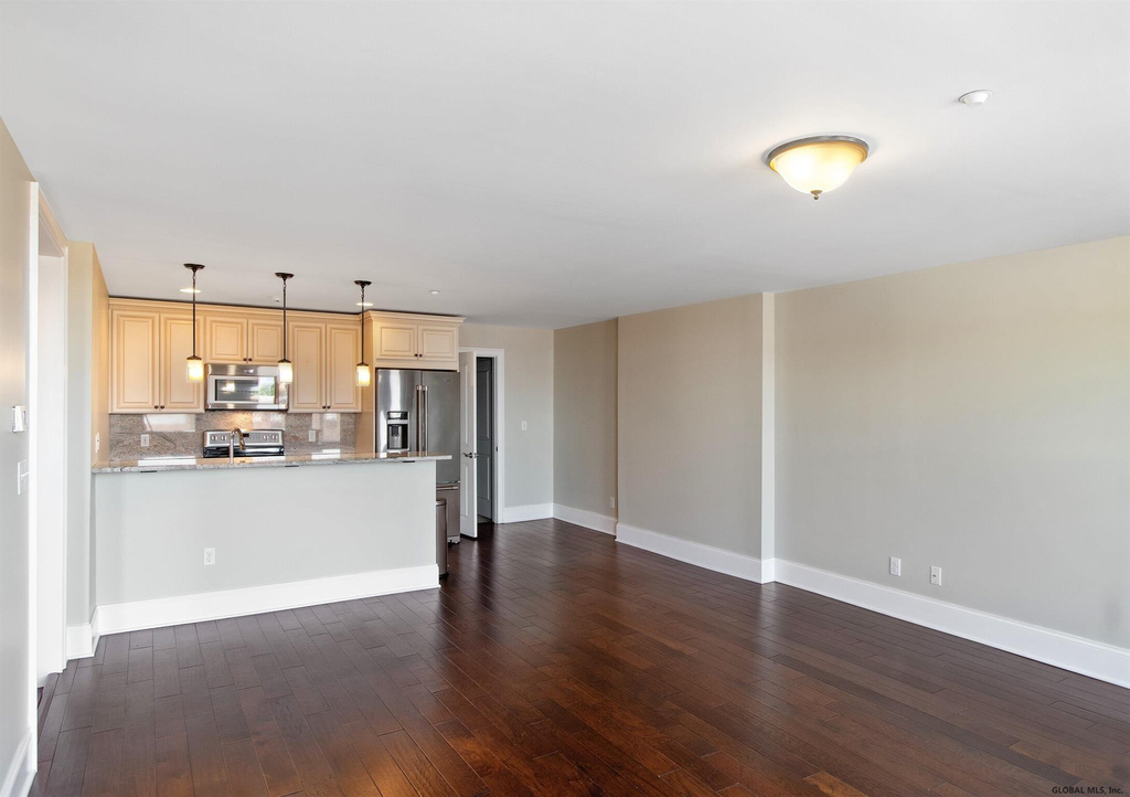 510 Broadway - Photo 7