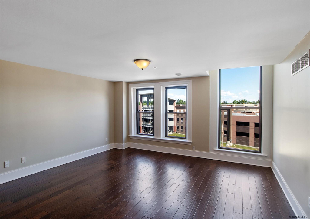 510 Broadway - Photo 5