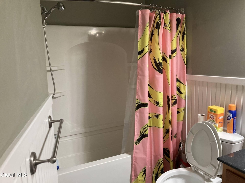 4 Sheridan Avenue - Photo 9