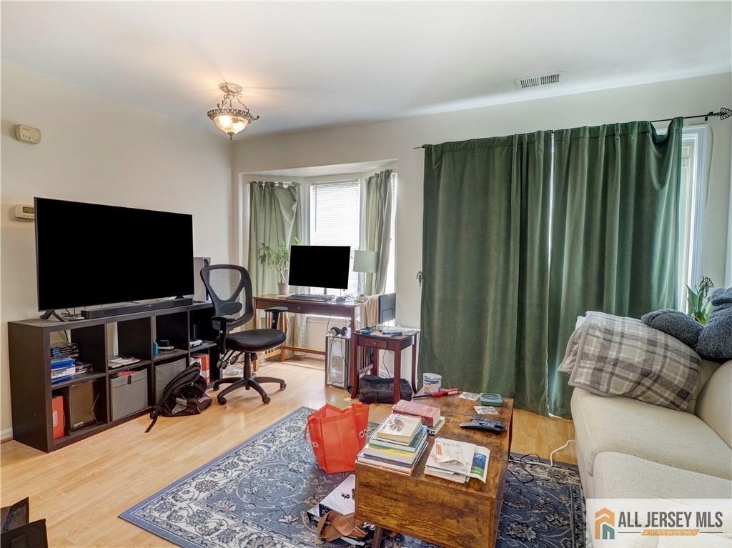 130 Longfield Court - Photo 16