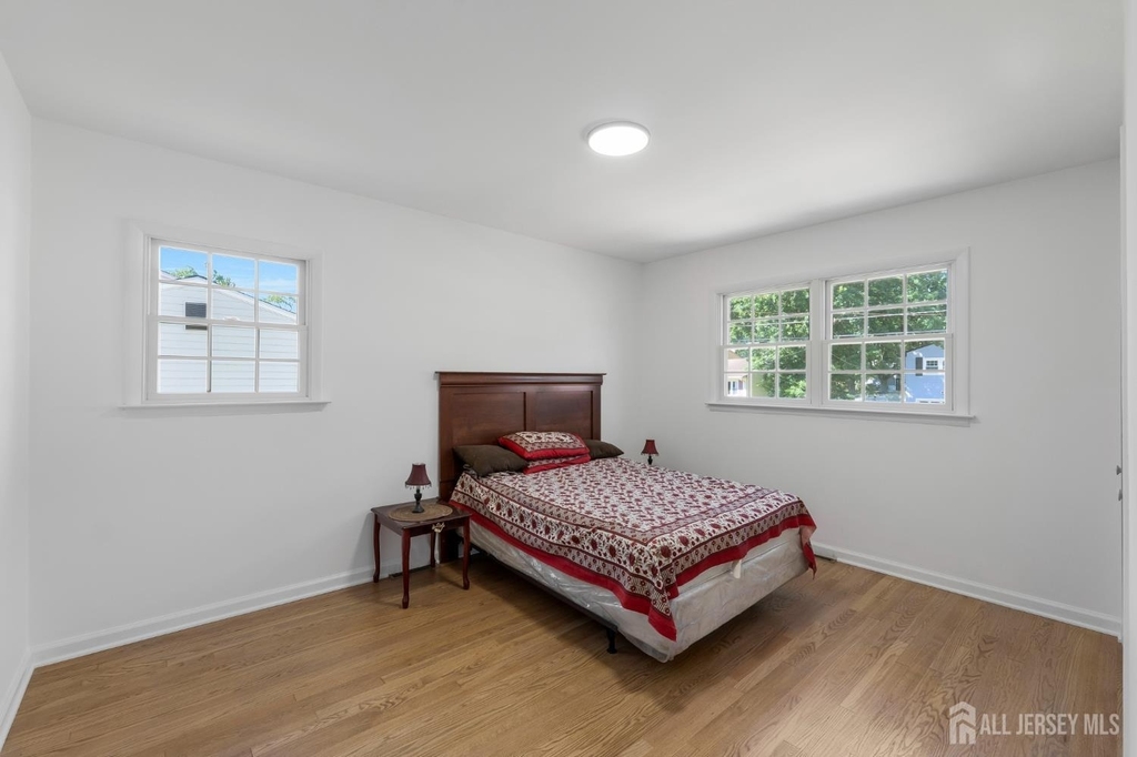 33 Larchmont Road - Photo 12