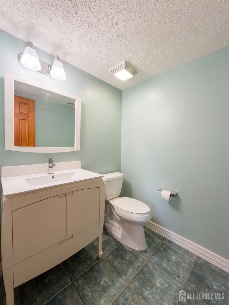 260 Westgate Drive - Photo 22