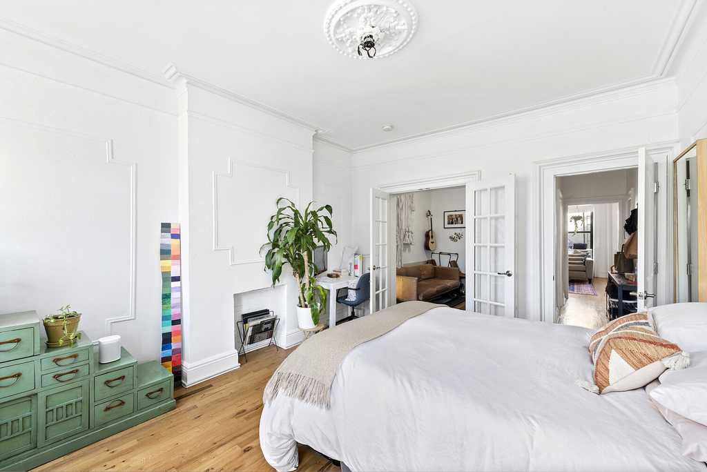 605 Vanderbilt Avenue - Photo 3