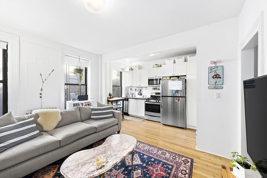 605 Vanderbilt Avenue - Photo 1