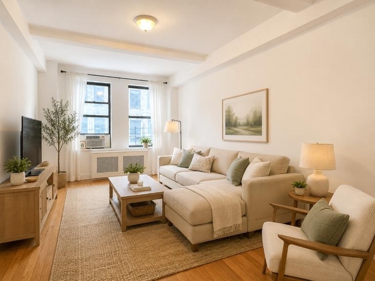 205 W 88th Street - Photo 0