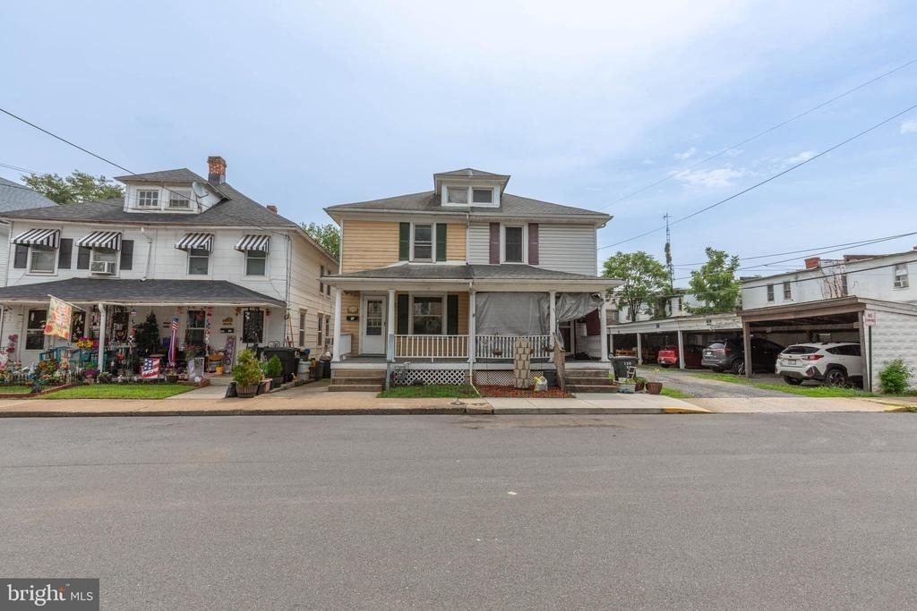 124 S Kentucky Avenue - Photo 2