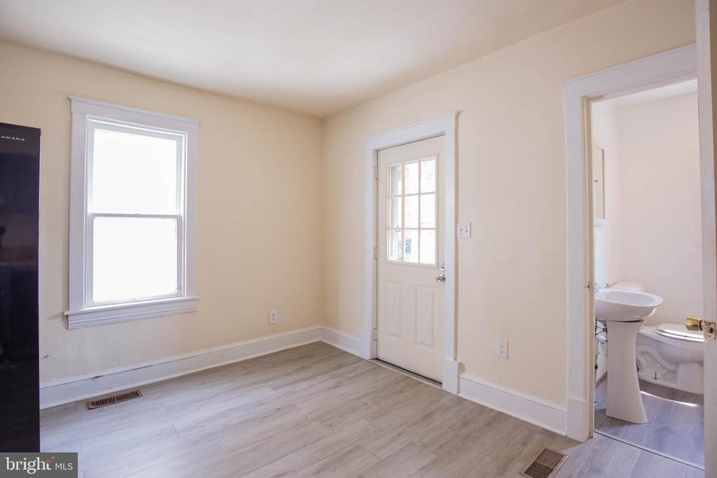 124 S Kentucky Avenue - Photo 17