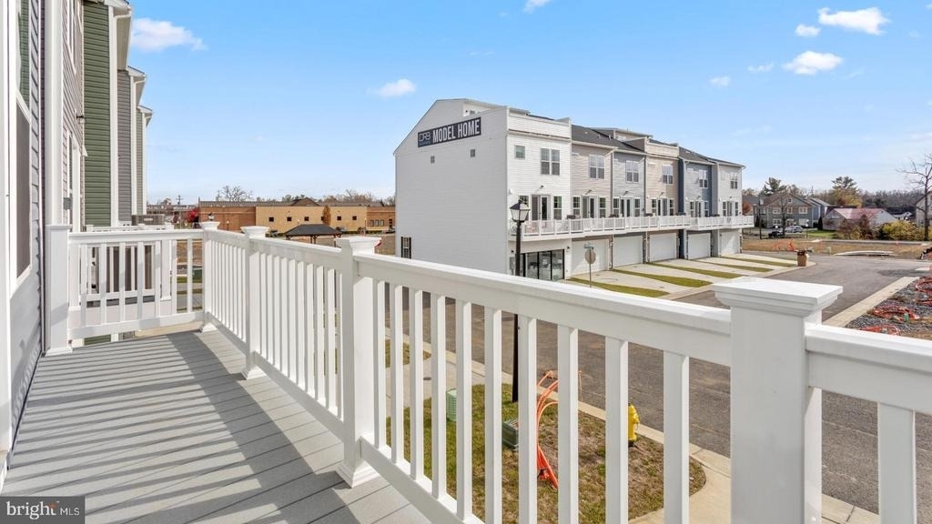 610 Hemsworth Lane - Photo 1