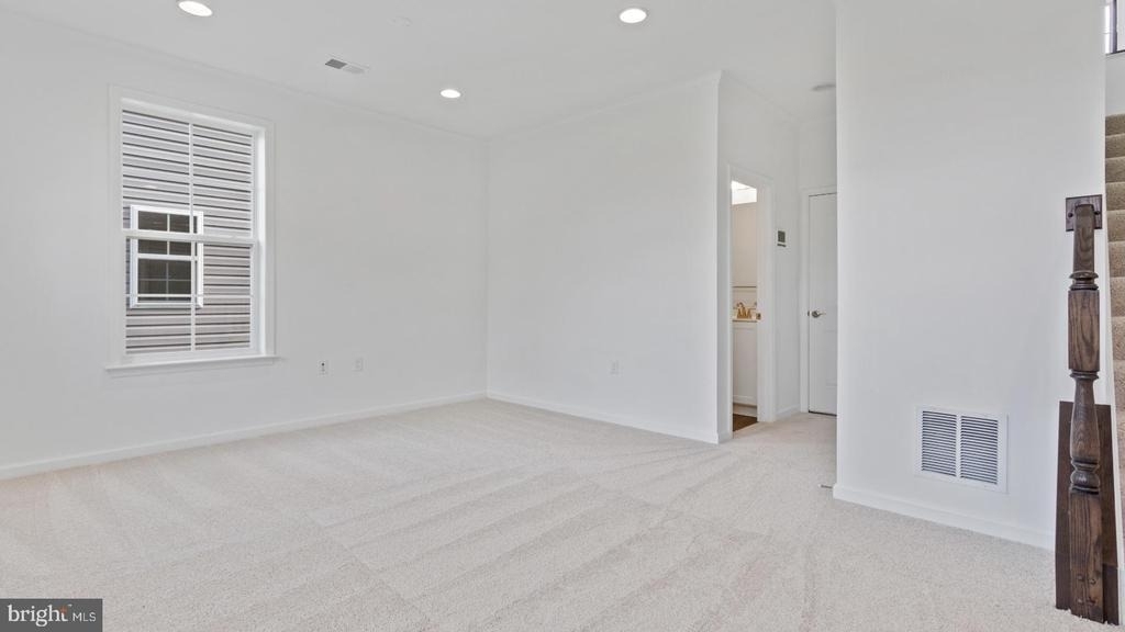 610 Hemsworth Lane - Photo 6
