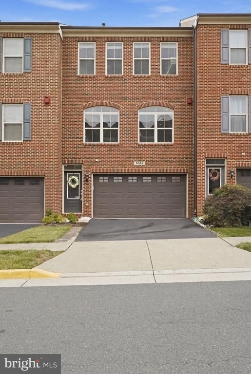 6833 William White Way - Photo 1