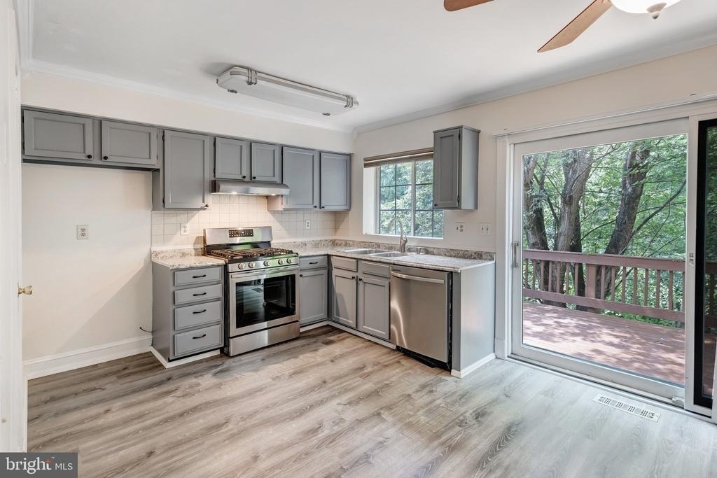 12260 Granada Way - Photo 6
