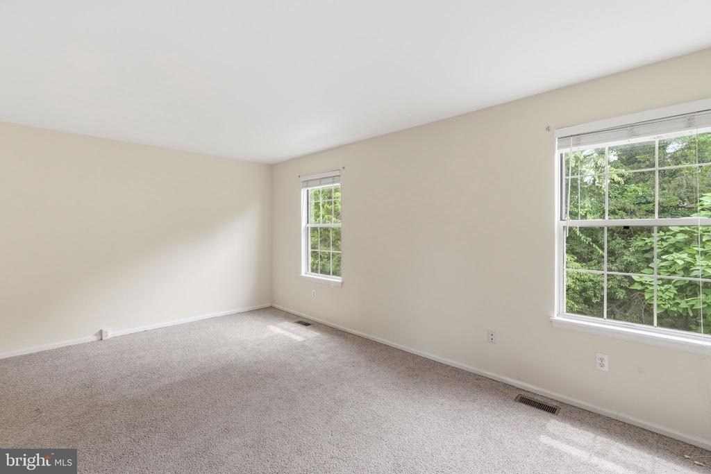 9571 Tudor Oaks Drive - Photo 5