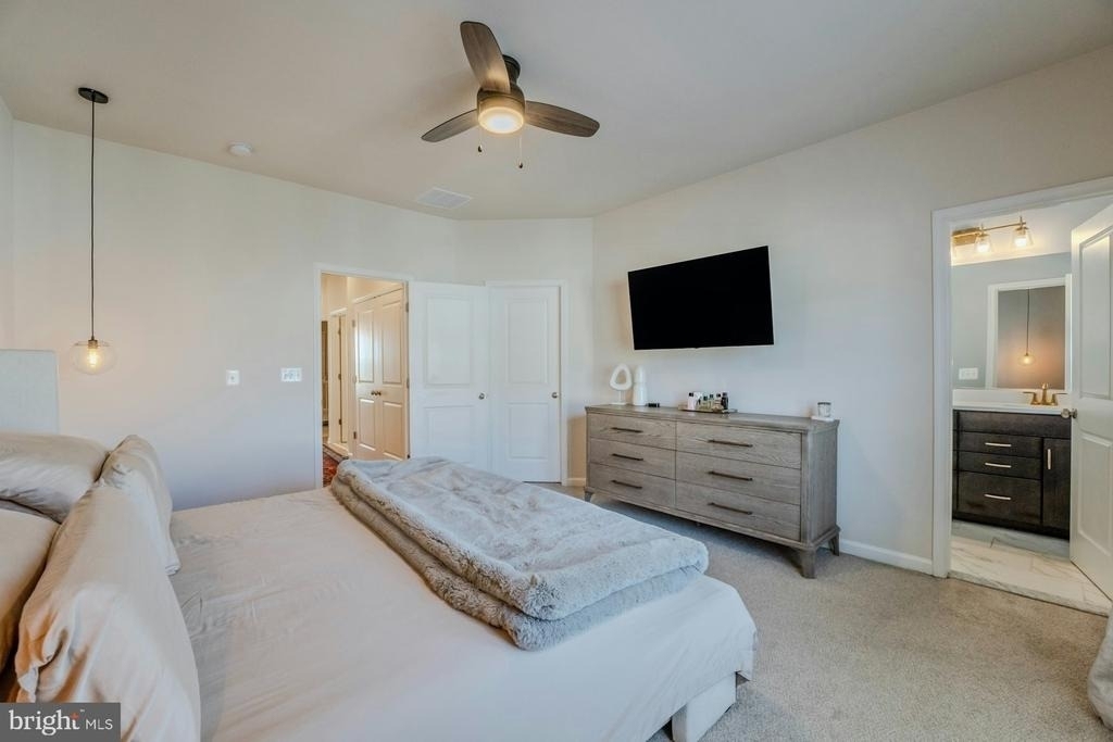 813 Sawback Square Ne - Photo 21